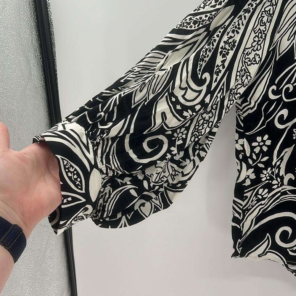 Karen Kane Women's Super Bloom Blouson Sleeve Top - Black/White - Small - NWT - Picture 7 of 9